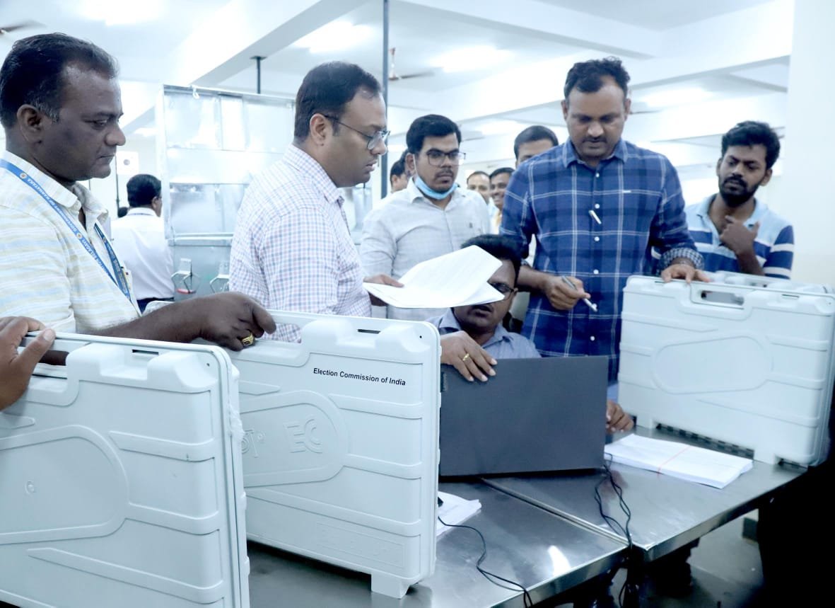 Dispatch of EVMs to polling stations under tight security: District Collector Nitesh Patil.