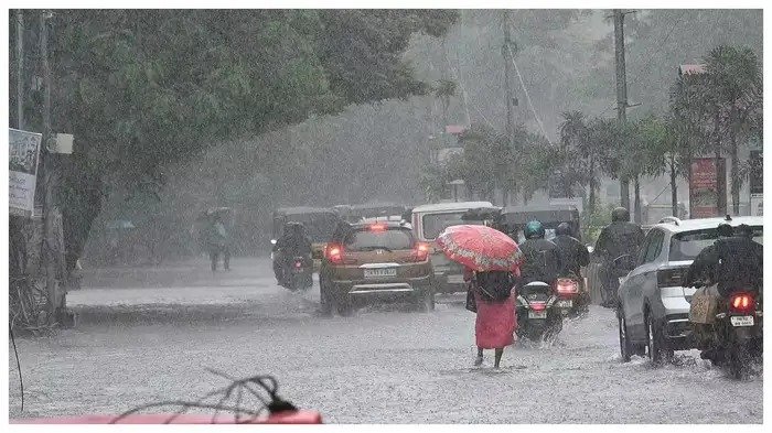 Belagavi Hit by Record 384% Rainfall, Orange Alert Issued as Floods Disrupt Daily Life