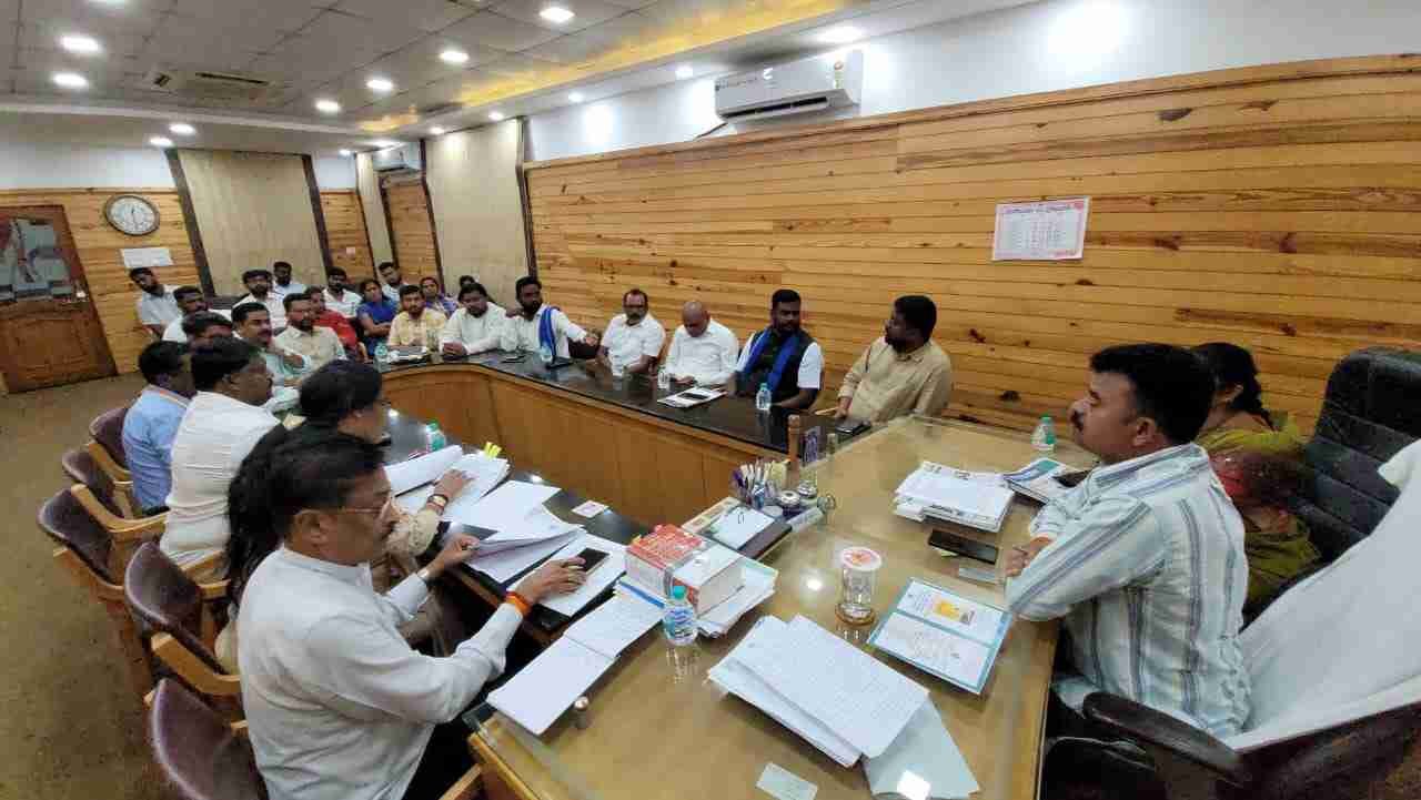 Buddha, Shahu Maharaj Statue Projects Move Forward