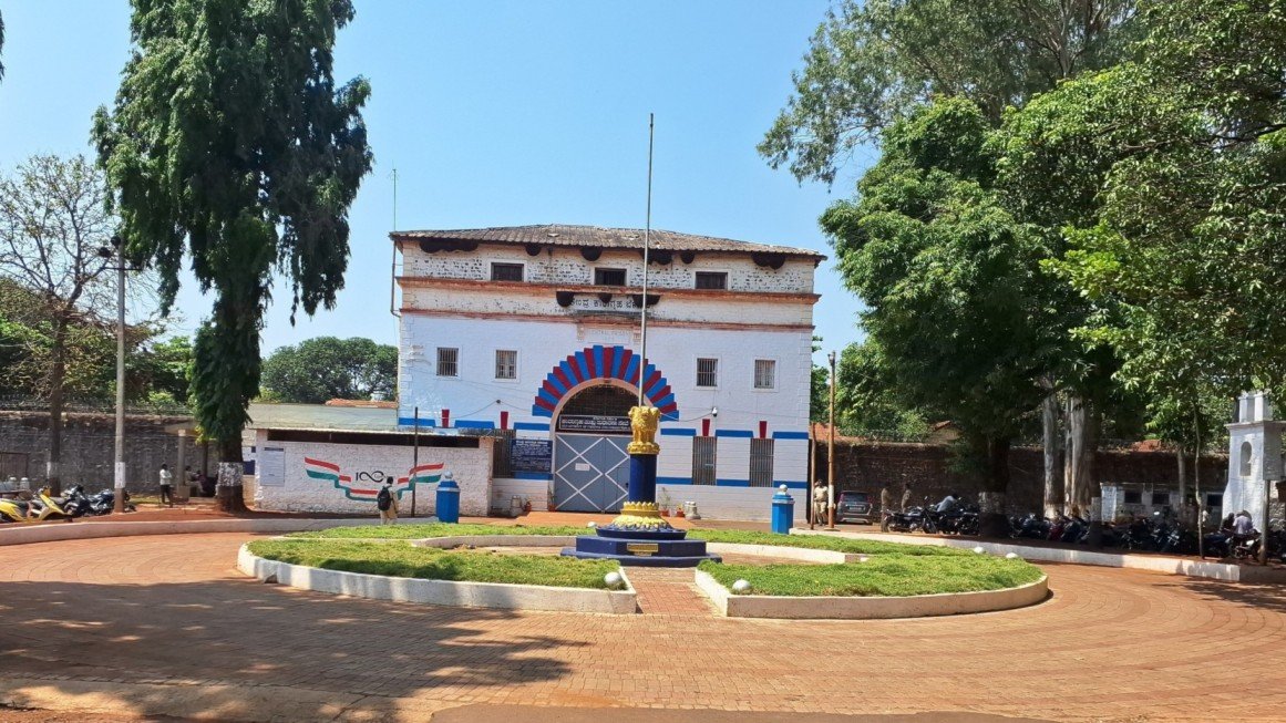 Hindalga Fears Network Blackout Over Jail Jammers