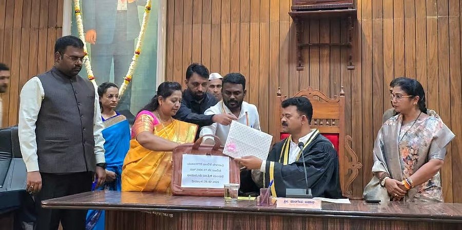 Belagavi’s ₹442 Crore Budget Sparks Water vs Dog Debate