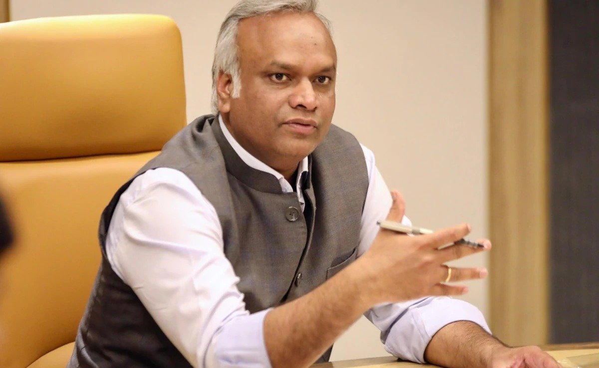 Karnataka Plans IT and Semiconductor Parks in Belagavi