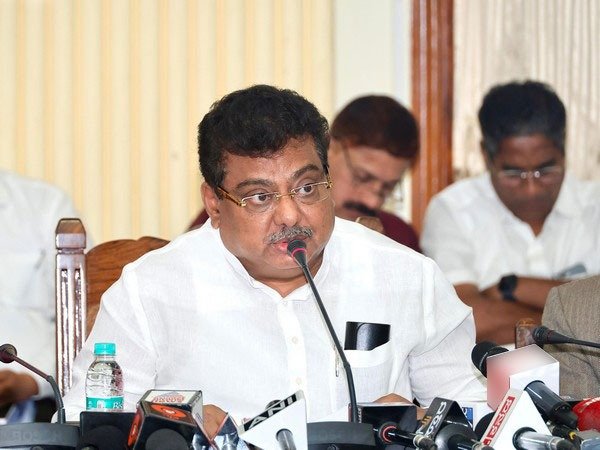 Patil Questions Centre for Ignoring Hubballi, Belagavi Airports