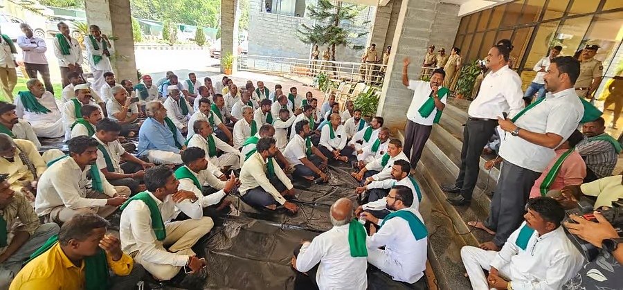 Farmers Protest in Belagavi Over ₹4,700 Crore Cane Dues