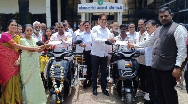 BCC Distributes 26 Motorised Three-Wheelers in Belagavi